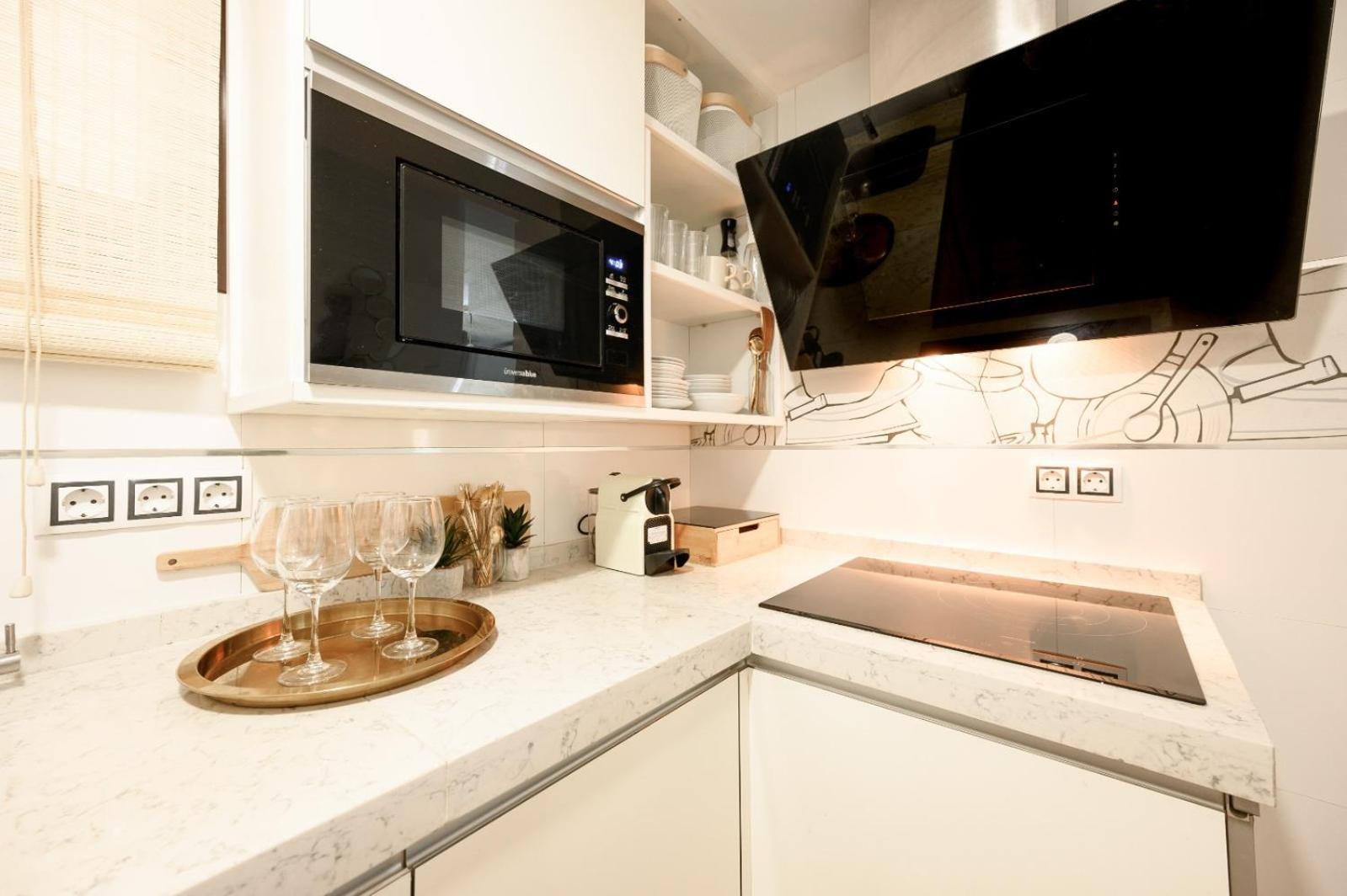Estudio Con Parking Teatinos Malaga Living Exterior photo